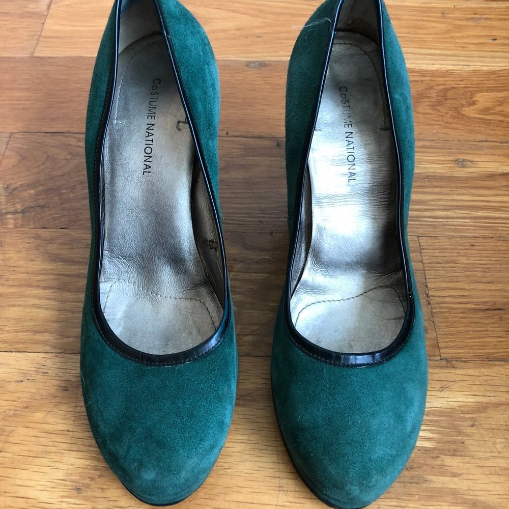 CNC Costume National Green Suede Retro Heels